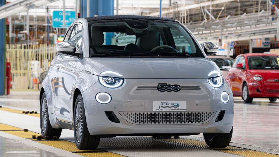 Fiat: Ανακοίνωσε το νέο 500 Ibrida, ντεμπούτο για το 500e Mirafiori